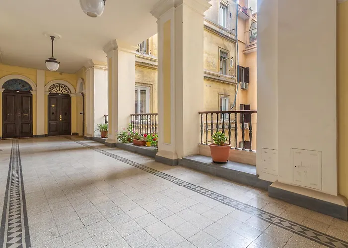 Iflat Lina Cavalieri House *